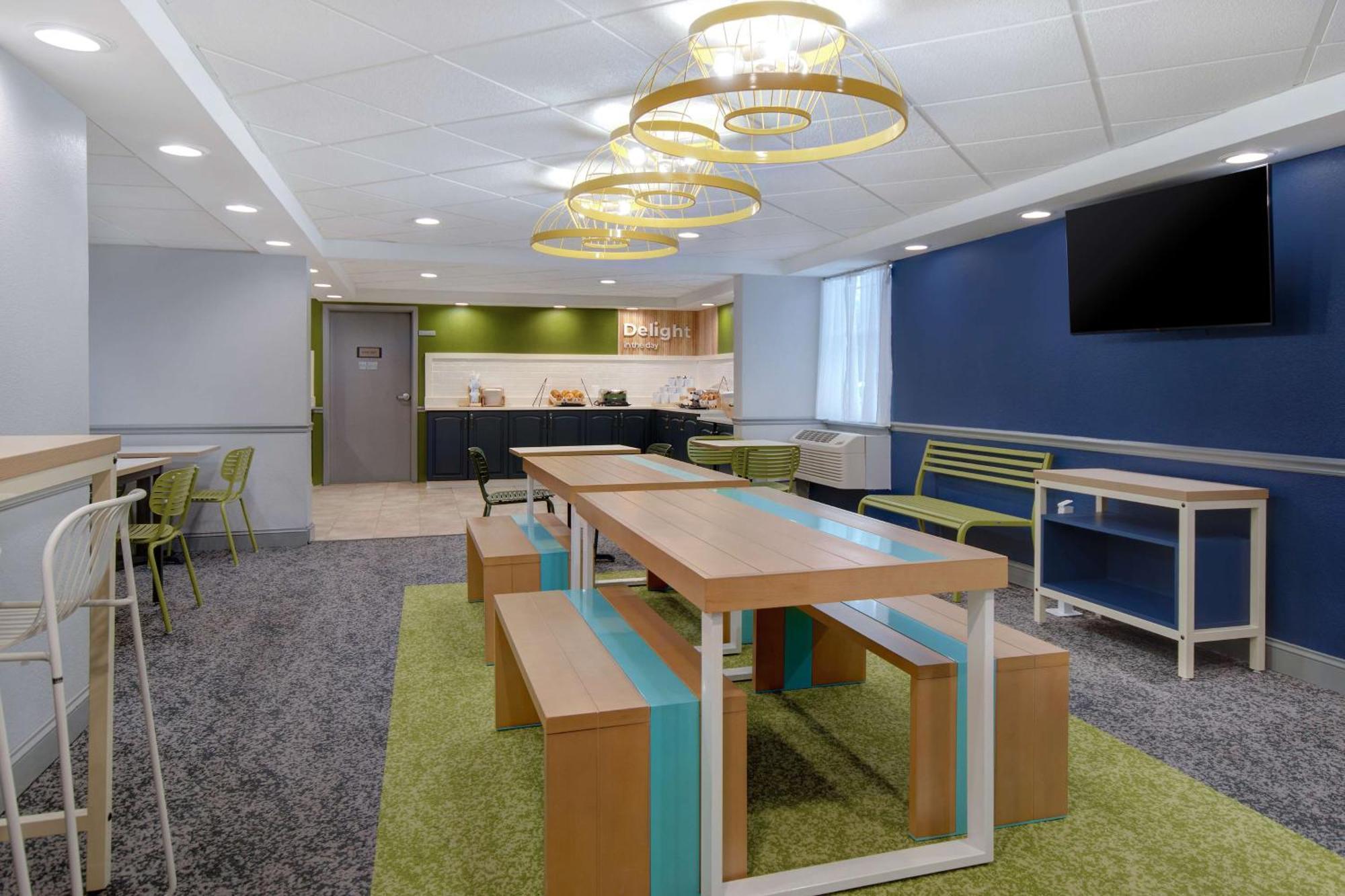 Spark By Hilton Rochester University Area Экстерьер фото