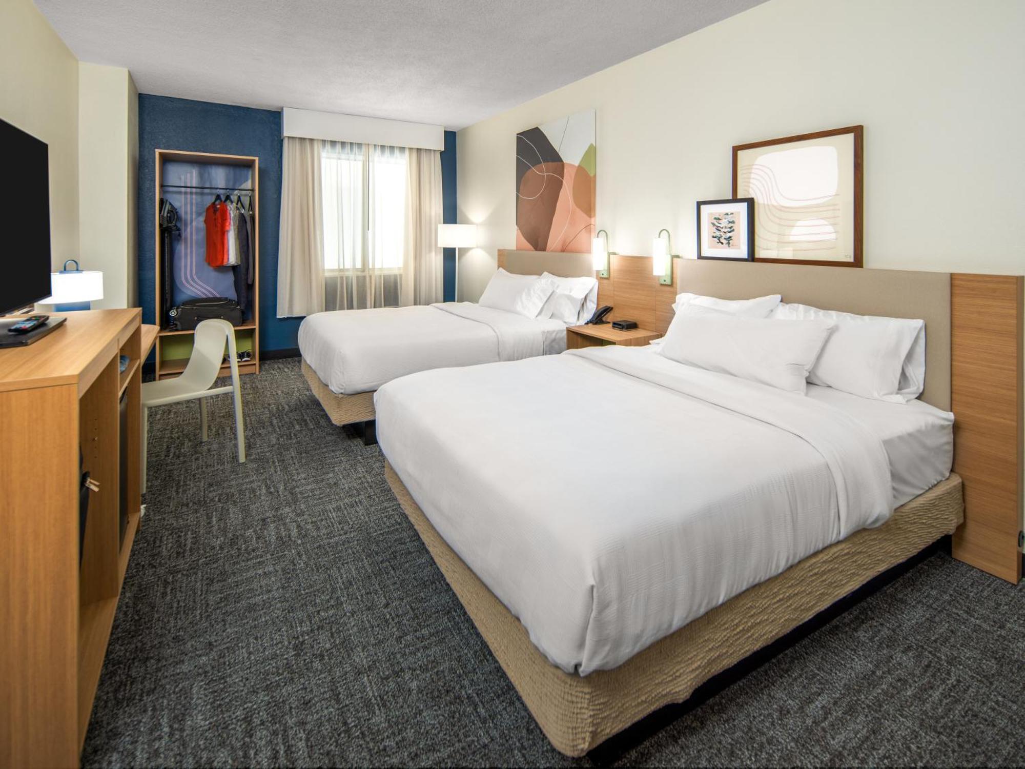 Spark By Hilton Rochester University Area Экстерьер фото